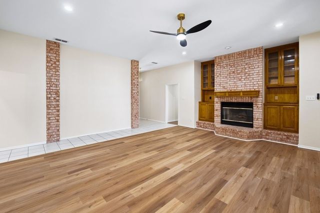 7501 Cains Meadow Court, Burleson, TX 76028