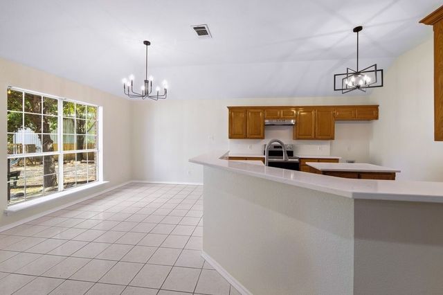 7501 Cains Meadow Court, Burleson, TX 76028