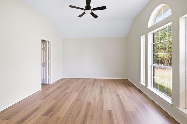 7501 Cains Meadow Court, Burleson, TX 76028