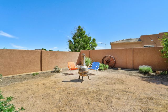 6920 Via Del Cerro NE, Albuquerque, NM 87113