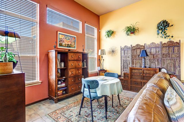 6920 Via Del Cerro NE, Albuquerque, NM 87113