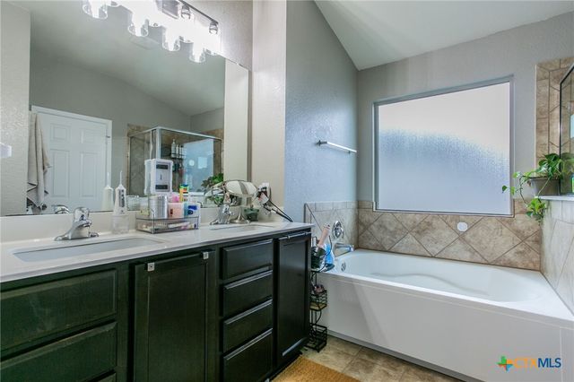 5646 Stonehaven Drive, Temple, TX 76502