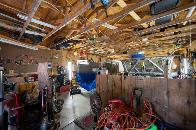 229 S Sedgwick St, Wichita, KS 67213