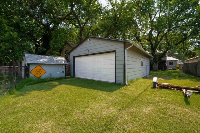 229 S Sedgwick St, Wichita, KS 67213