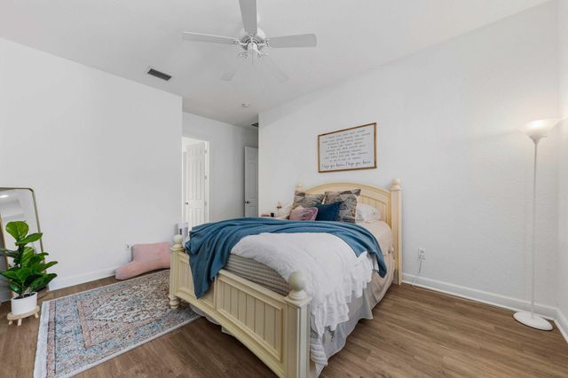 950 Marina Del Ray Lane 1, West Palm Beach, FL 33401