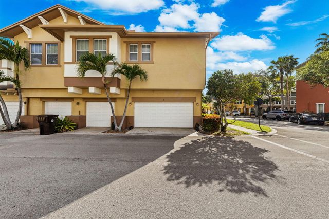 950 Marina Del Ray Lane 1, West Palm Beach, FL 33401