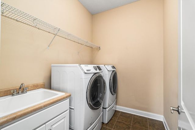 707 Onondaga Cir, Marshall, PA 16046