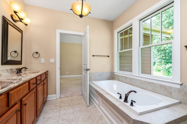 707 Onondaga Cir, Marshall, PA 16046