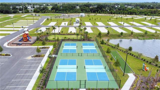 342 Sovereign ST, Punta Gorda, FL 33982