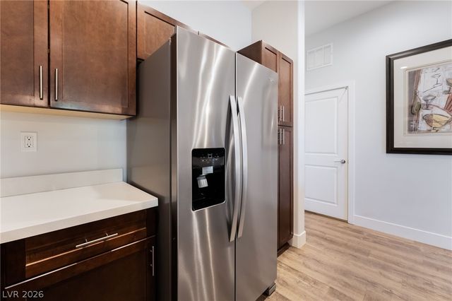 6432 Spring Jog Street, Las Vegas, NV 89166