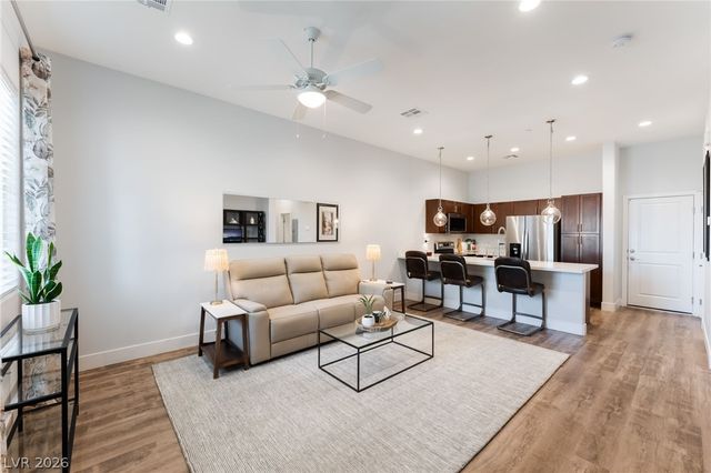 6432 Spring Jog Street, Las Vegas, NV 89166