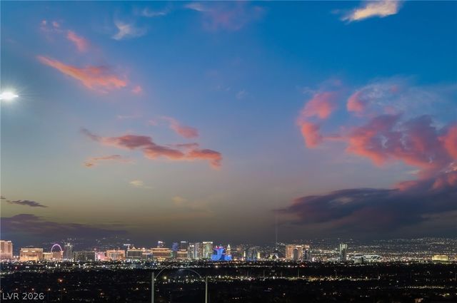 6432 Spring Jog Street, Las Vegas, NV 89166