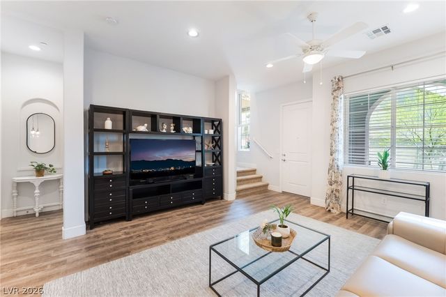 6432 Spring Jog Street, Las Vegas, NV 89166
