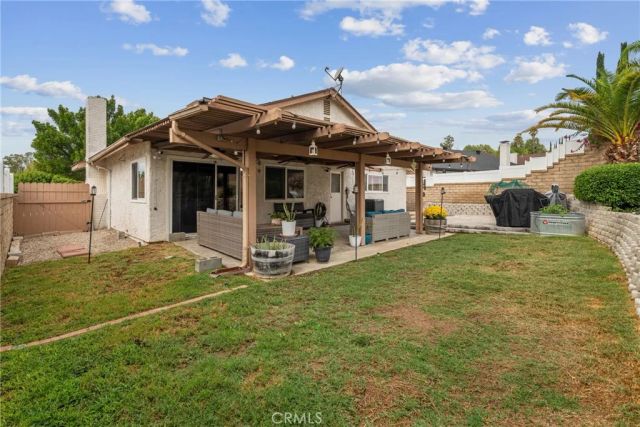 20755 Benz, Saugus, CA 91350