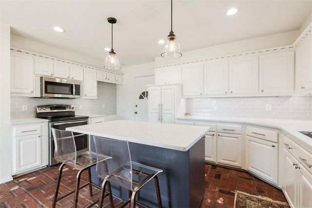 11817 Leaning Elm Road, Oklahoma City, OK 73120