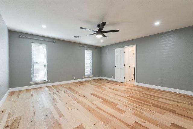 11817 Leaning Elm Road, Oklahoma City, OK 73120