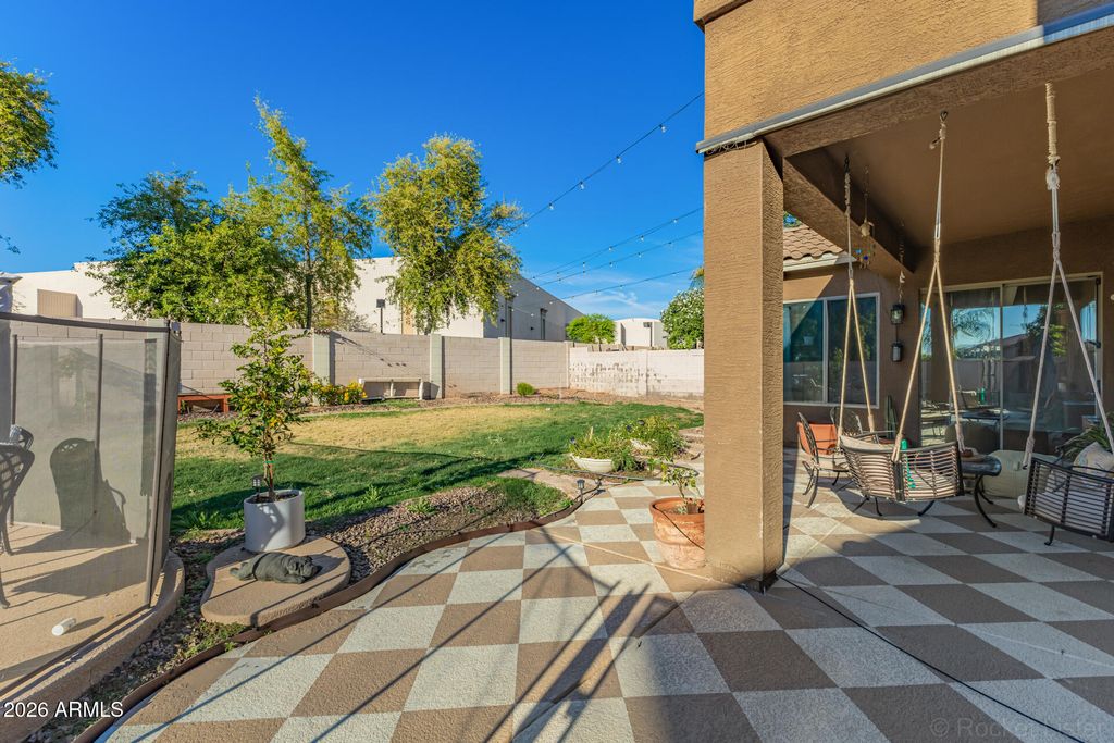 Image 17 of property listing at 9904 E Keats Avenue, Mesa, AZ 85209