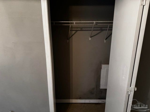 8210 Kipling St D, Pensacola, FL 32514