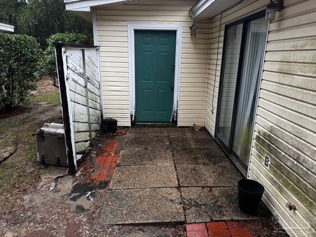 8210 Kipling St D, Pensacola, FL 32514