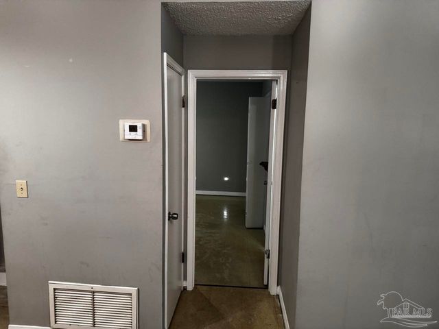 8210 Kipling St D, Pensacola, FL 32514