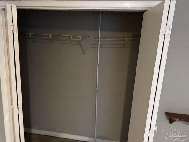 8210 Kipling St D, Pensacola, FL 32514