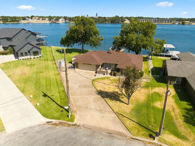 504 Panama Court, Granbury, TX 76048