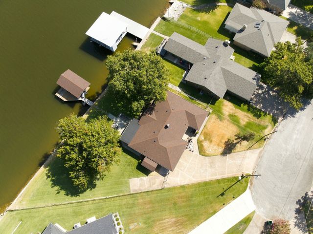 504 Panama Court, Granbury, TX 76048