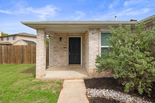 105 Stanford DR, Leander, TX 78641