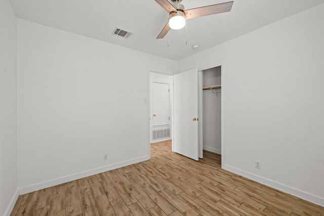 105 Stanford DR, Leander, TX 78641