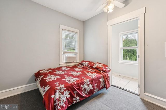 523 MAIN AVE, Berlin, NJ 08009