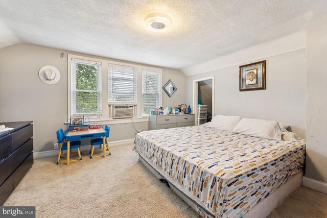 523 MAIN AVE, Berlin, NJ 08009