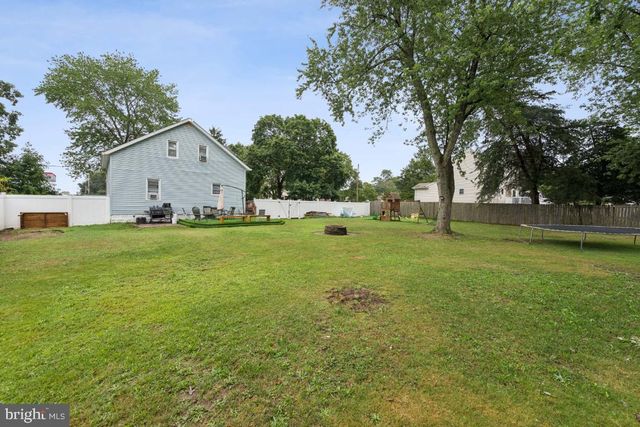 523 MAIN AVE, Berlin, NJ 08009
