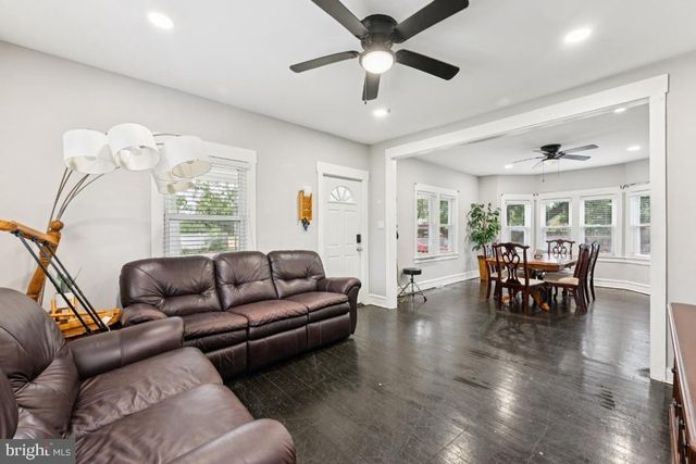 523 MAIN AVE, Berlin, NJ 08009