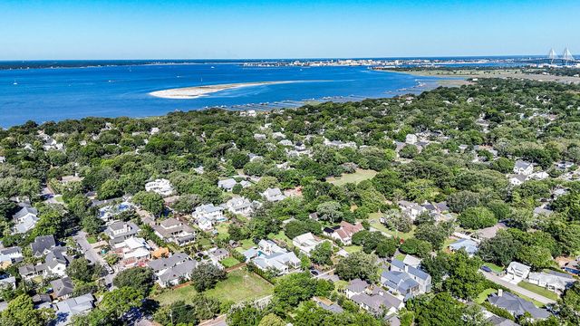 616 Center Street, Mount Pleasant, SC 29464