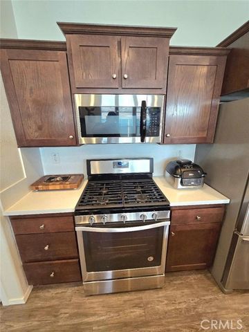 21851 Newland Street 44, Huntington Beach, IL 62646