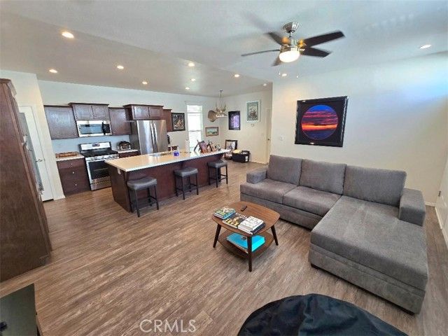 21851 Newland Street 44, Huntington Beach, IL 62646