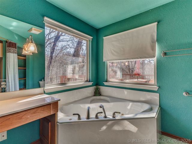 8714 Westway Road, Tulsa, OK 74131