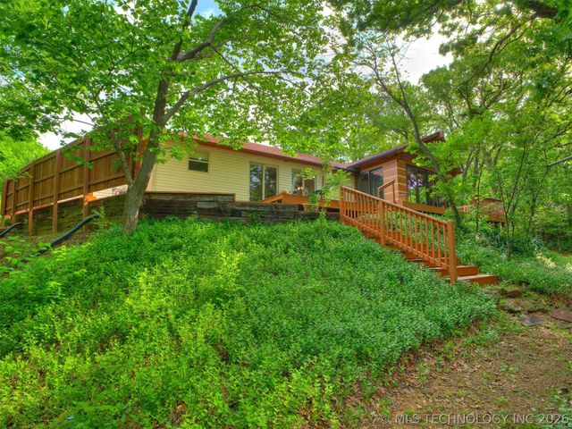 8714 Westway Road, Tulsa, OK 74131