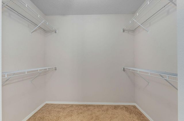 2541 W Brook Ridge Street, Springfield, MO 65803