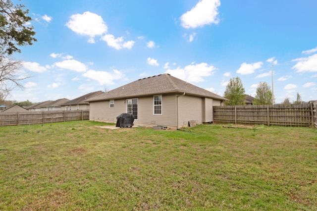 2541 W Brook Ridge Street, Springfield, MO 65803