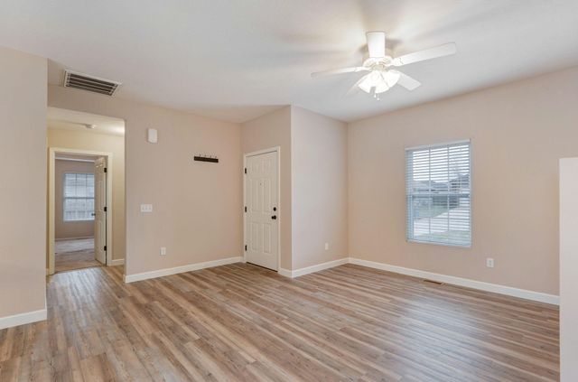 2541 W Brook Ridge Street, Springfield, MO 65803