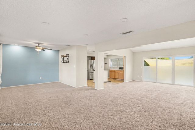 1552 Dowse Court NE, Palm Bay, FL 32905