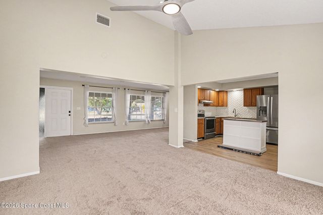 1552 Dowse Court NE, Palm Bay, FL 32905