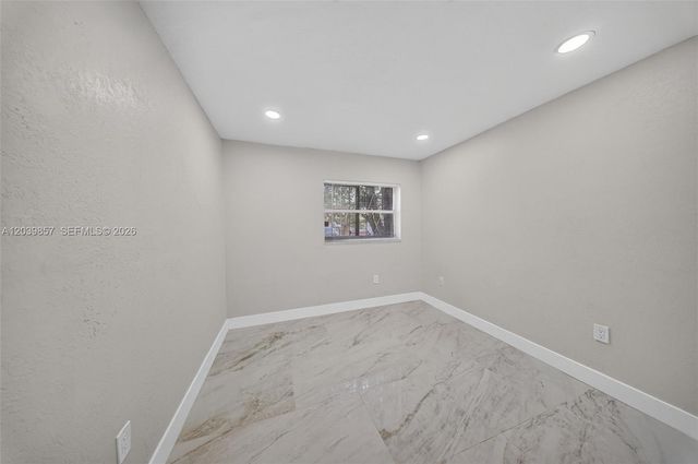 3856 NW 207 ST RD, Miami Gardens, FL 33055