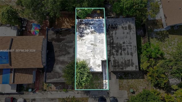 3856 NW 207 ST RD, Miami Gardens, FL 33055