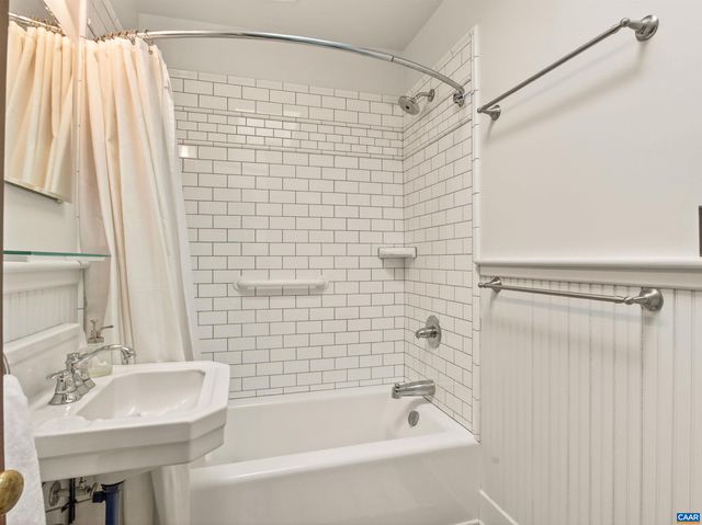 1795 BUNDORAN DR, North Garden, VA 22959