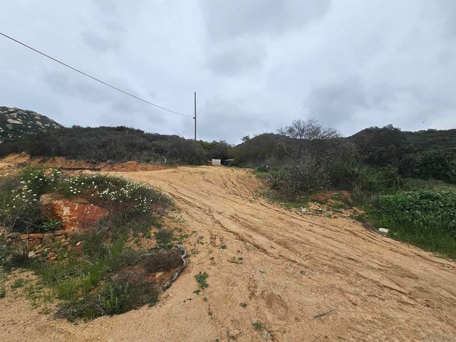 6465 Rainbow Heights Rd, Fallbrook, CA 92028