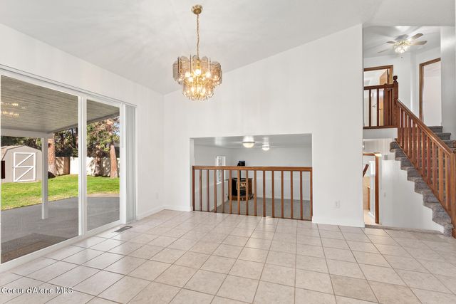 370 S Glenwood Dr, Post Falls, ID 83854