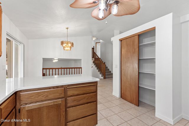 370 S Glenwood Dr, Post Falls, ID 83854