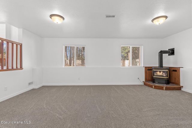 370 S Glenwood Dr, Post Falls, ID 83854